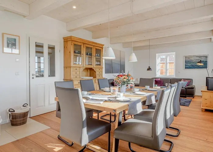 Hermine Casa de Férias